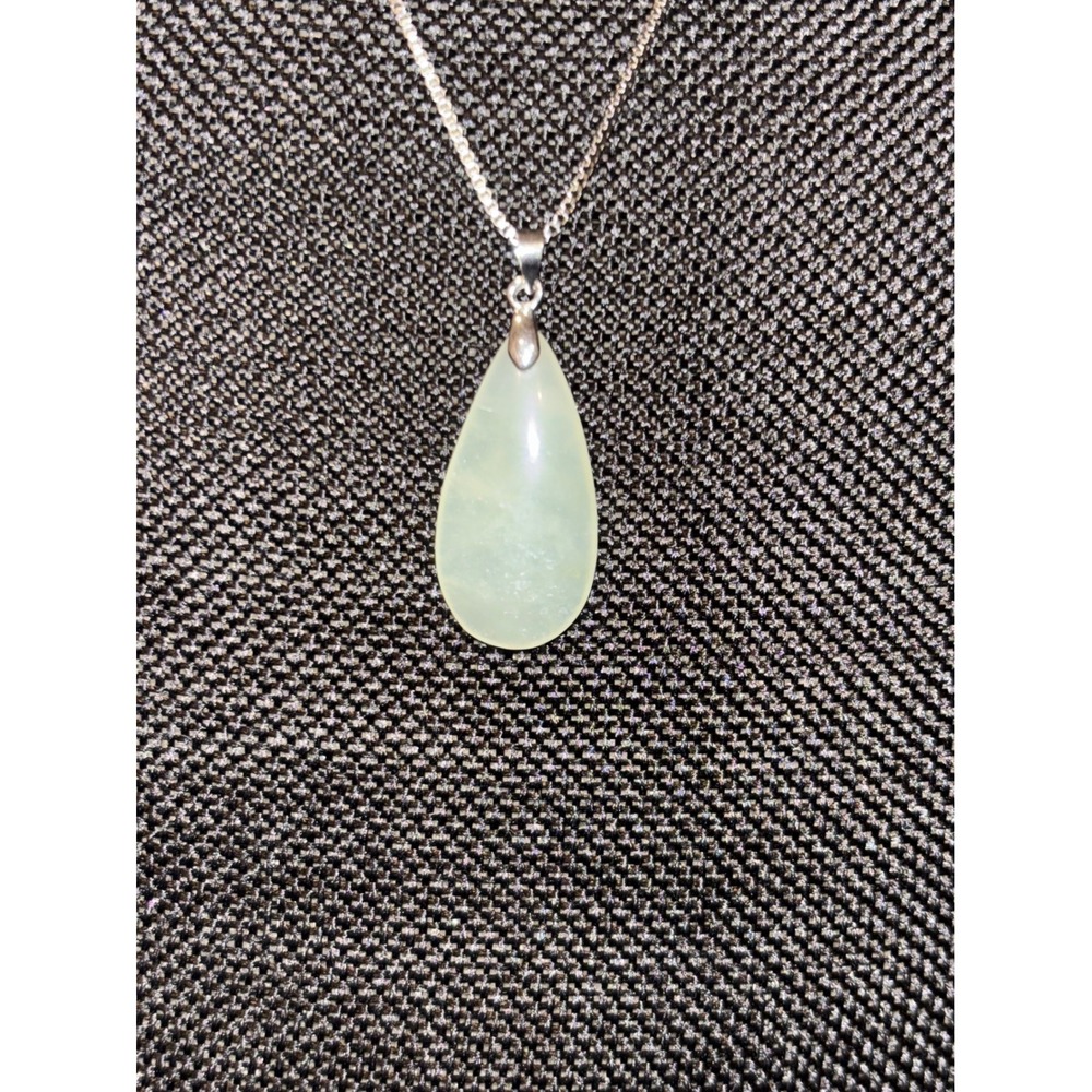 Light Green Jade Teardrop Pendant Necklace Silver Tone Box Chain 24 Inch